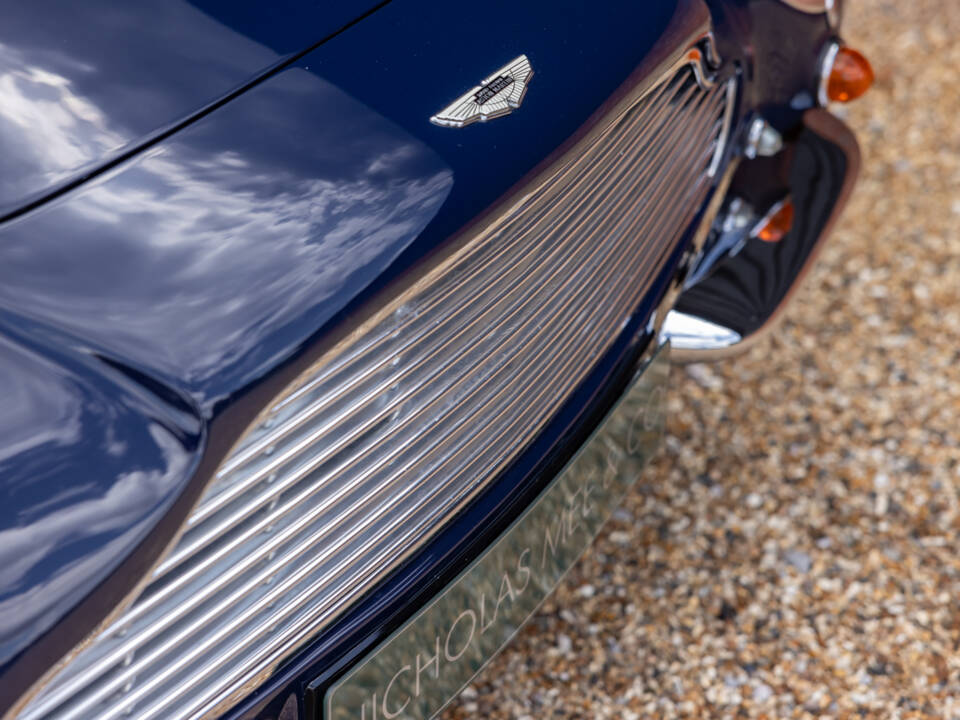 Image 55/68 of Aston Martin DB 6 Volante (1967)