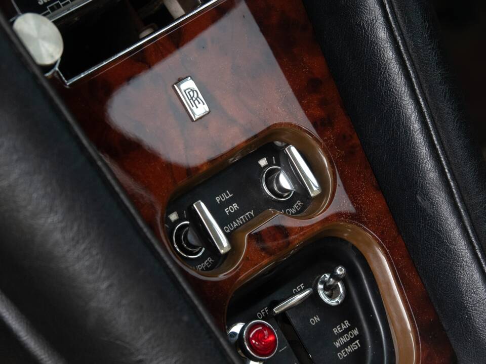 Image 20/50 of Rolls-Royce Silver Shadow I (1972)