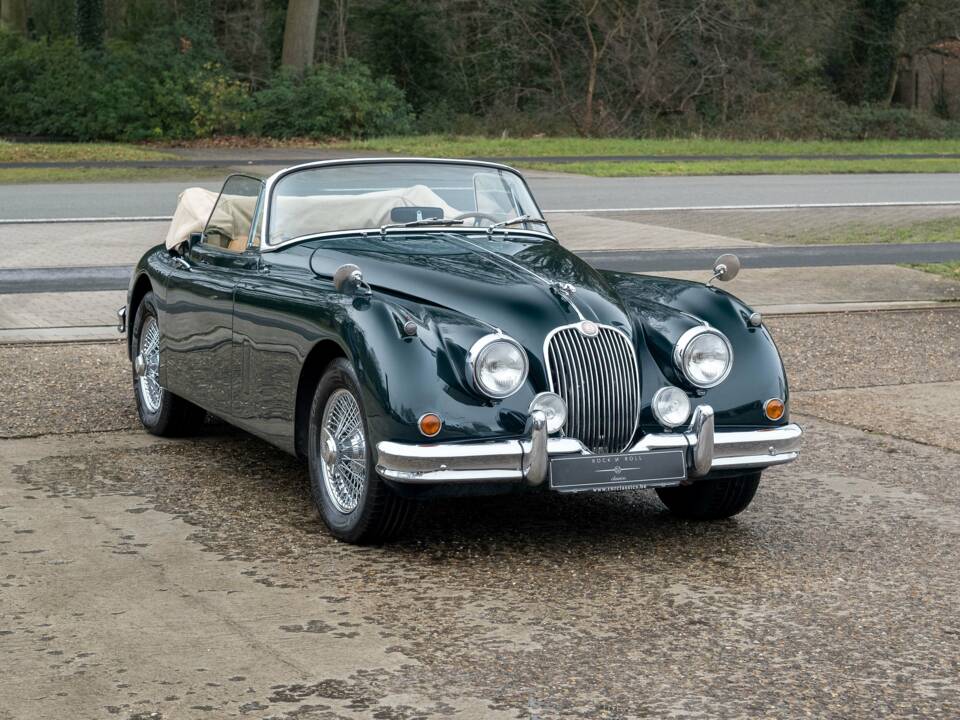 Image 6/25 of Jaguar XK 150 3.8 SE DHC (1960)