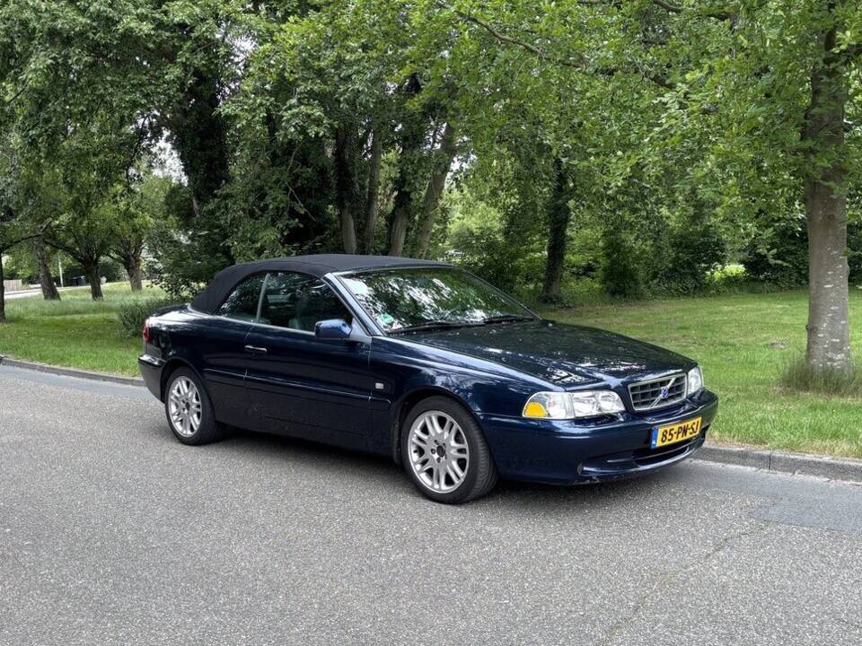 Image 2/21 de Volvo C70 2.0 T (2001)
