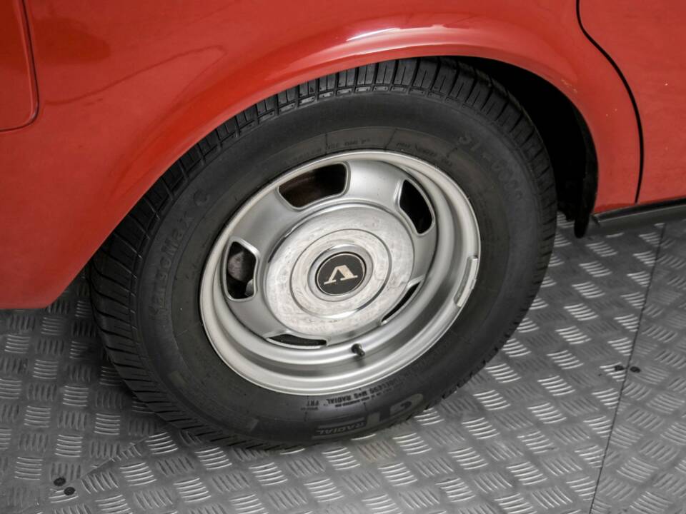 Imagen 30/50 de Volvo 240 Turbo (1983)