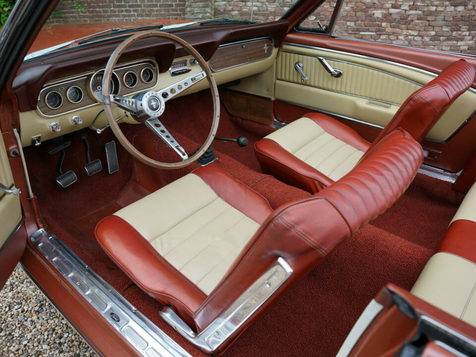 Image 26/50 of Ford Mustang 289 (1966)