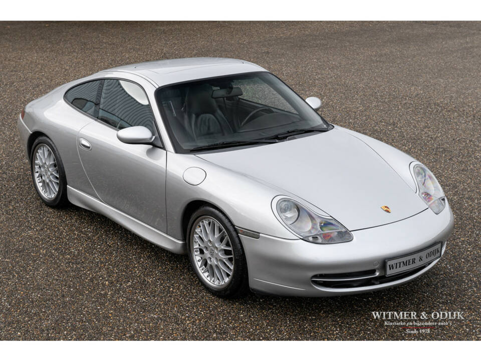 Image 6/28 of Porsche 911 Carrera (2000)