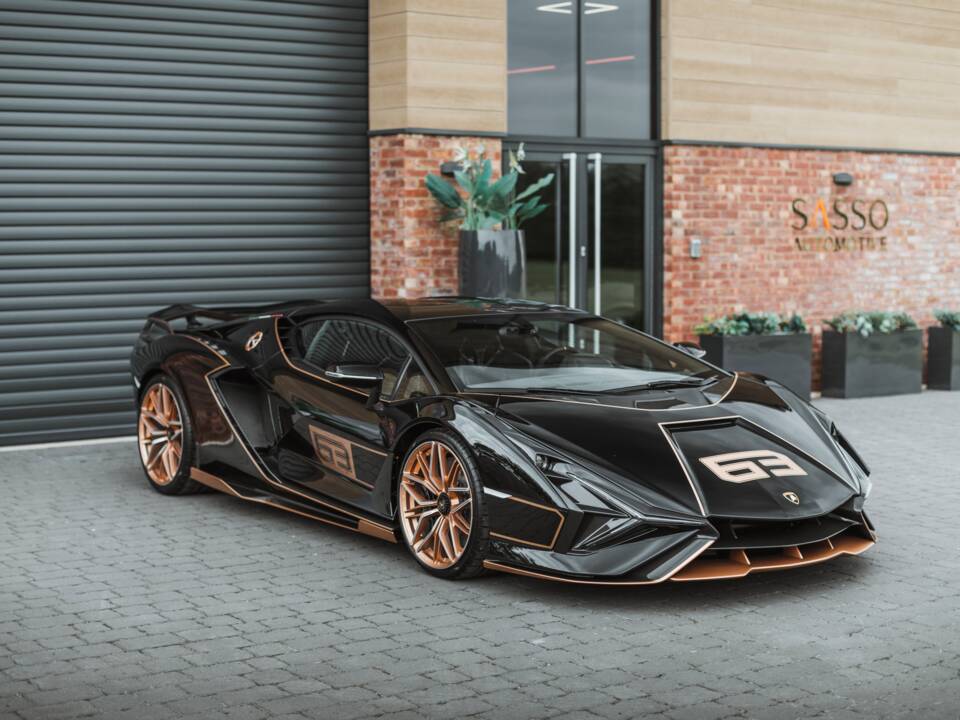 Image 1/68 of Lamborghini Sián FKP 37 (2021)