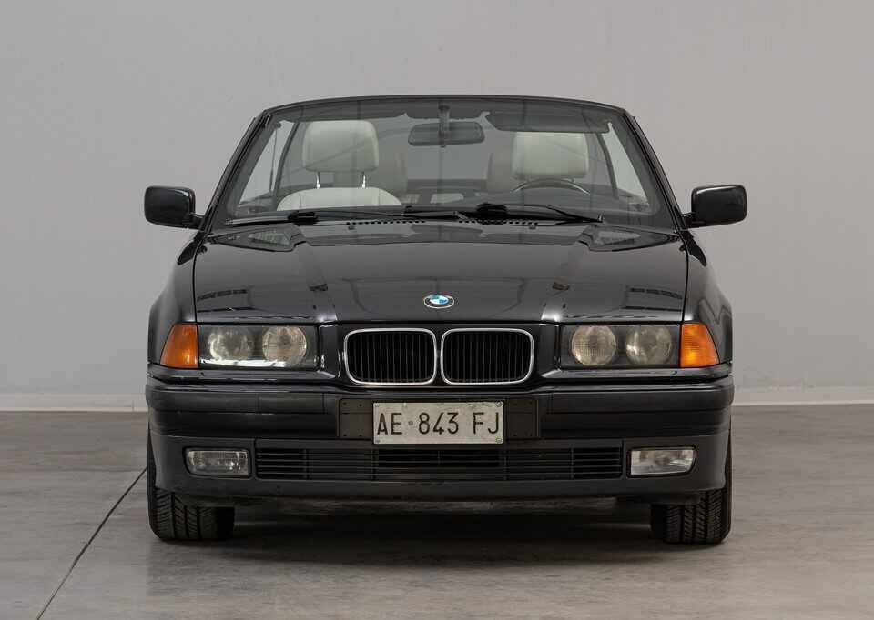 Image 2/46 of BMW 318i (1995)