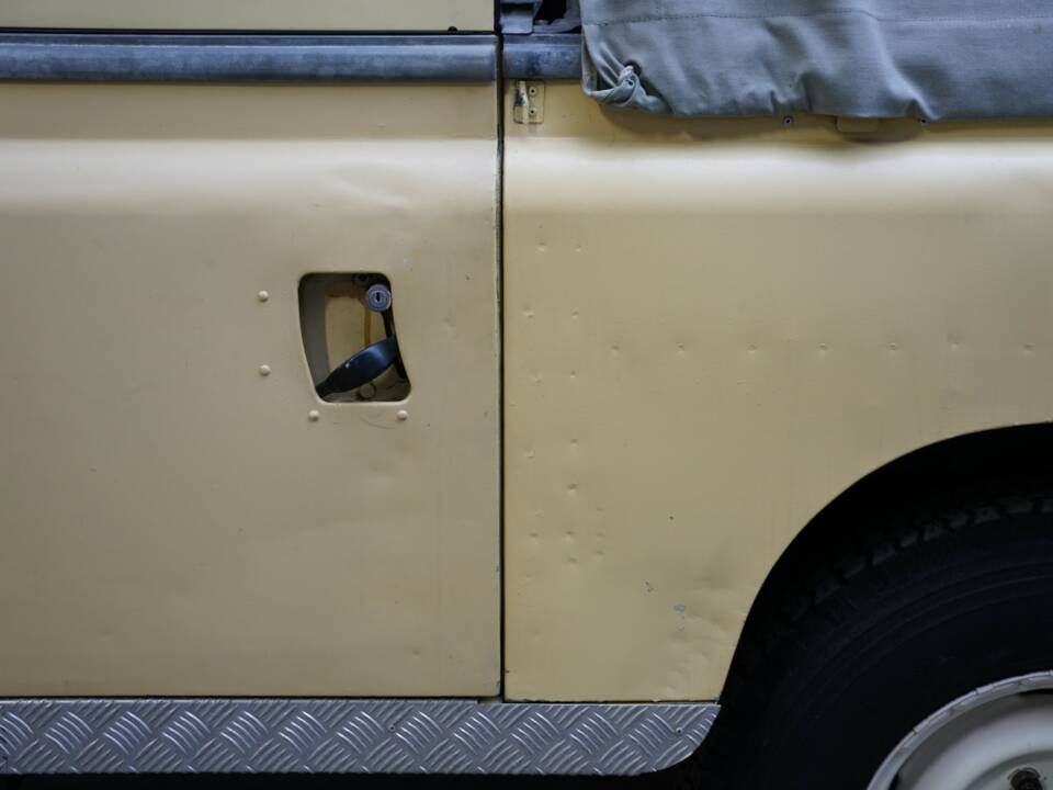 Image 41/50 of Land Rover 88 Lightweight (1973)