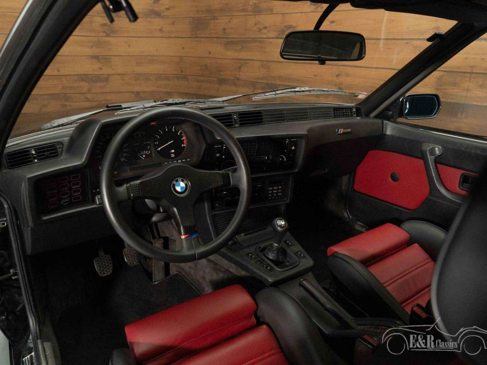 Image 2/19 de BMW M 635 CSi (1986)