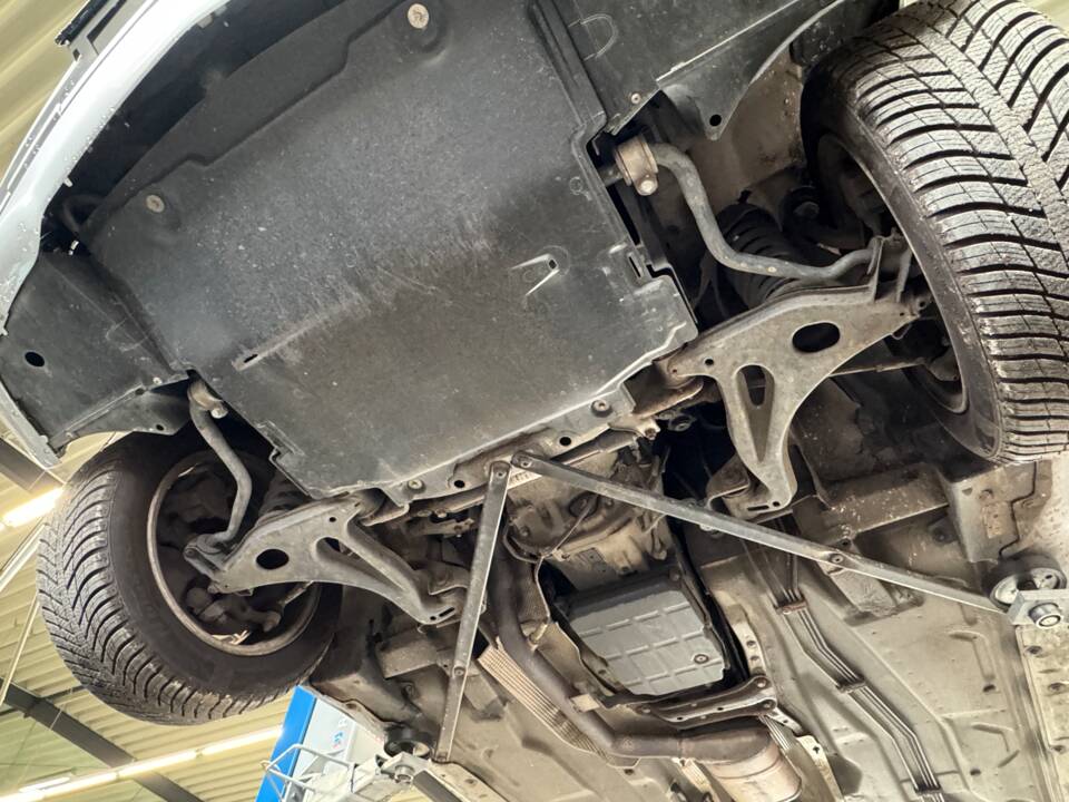 Image 49/50 of Mercedes-Benz CLK 230 Kompressor (2001)