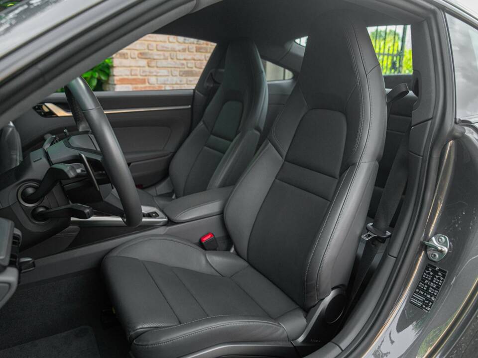 Afbeelding 29/50 van Porsche 911 Carrera 4S (2019)