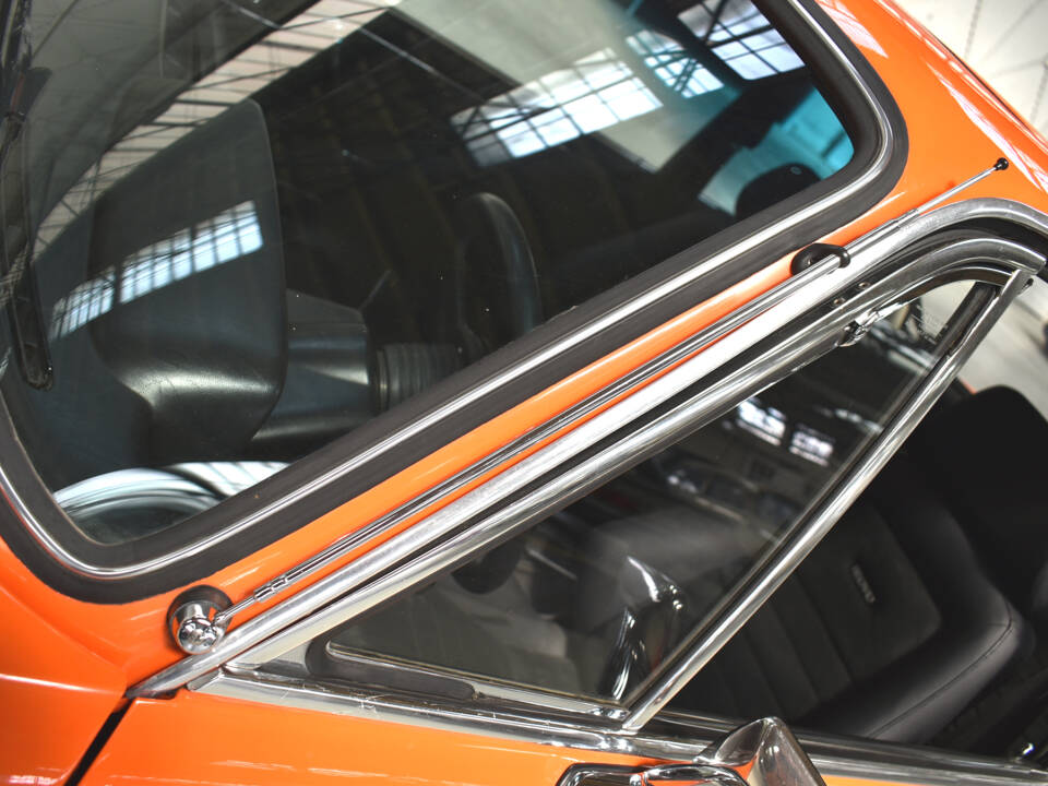 Image 12/52 of BMW 2002 tii (1975)