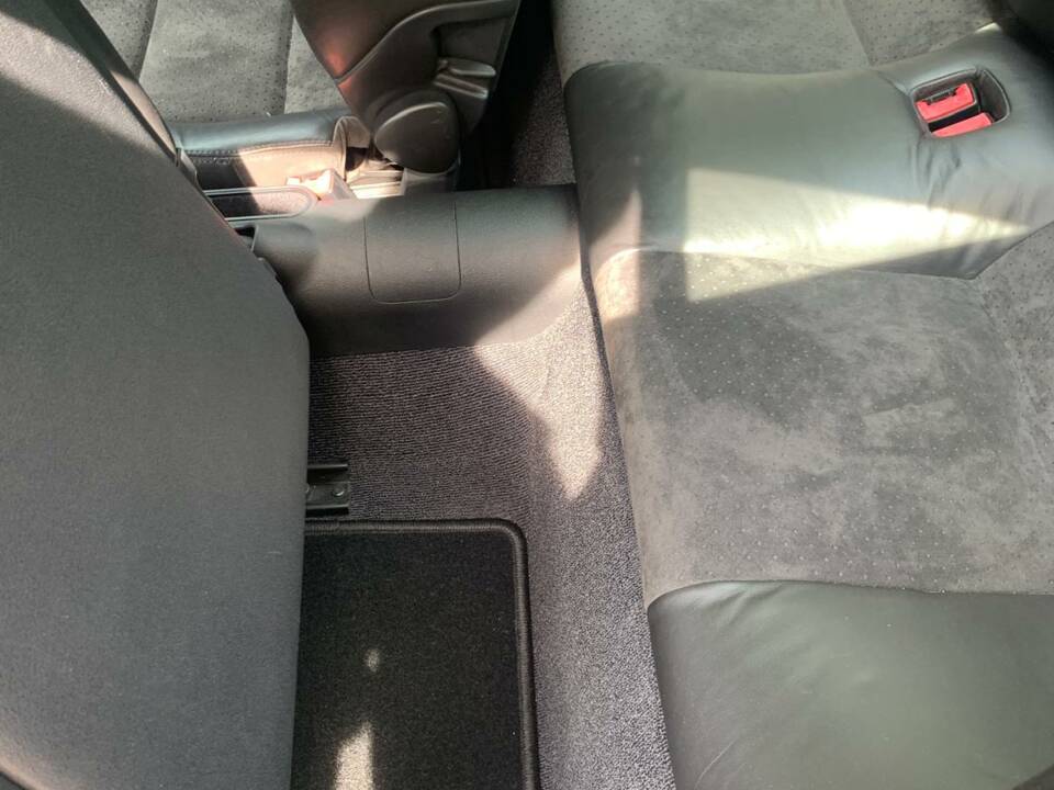 Image 34/72 of Audi TT 1.8 T (2000)