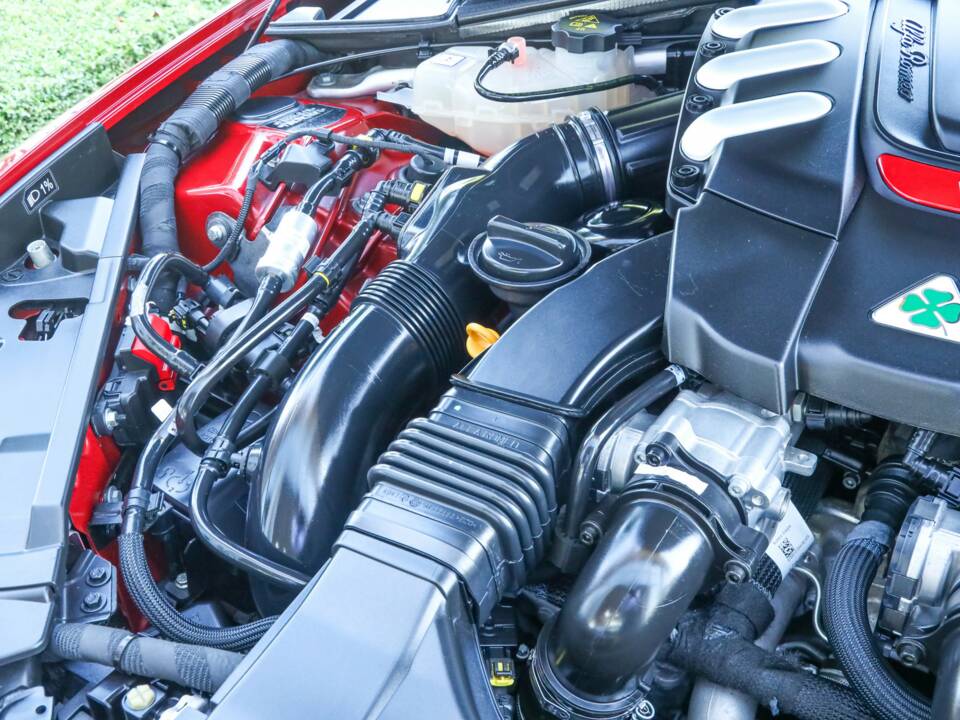 Bild 48/50 von Alfa Romeo Giulia Quadrifoglio (2017)