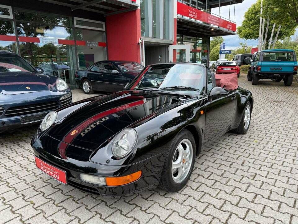 Image 2/39 of Porsche 911 Carrera (1997)