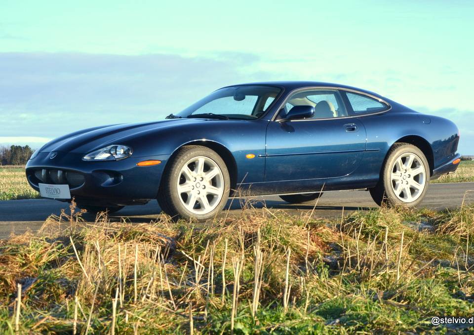 Bild 5/15 von Jaguar XK8 4.0 (2000)