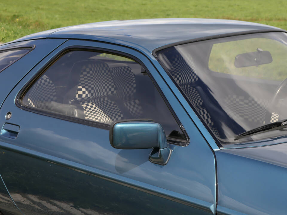 Bild 19/48 von Porsche 928 (1978)
