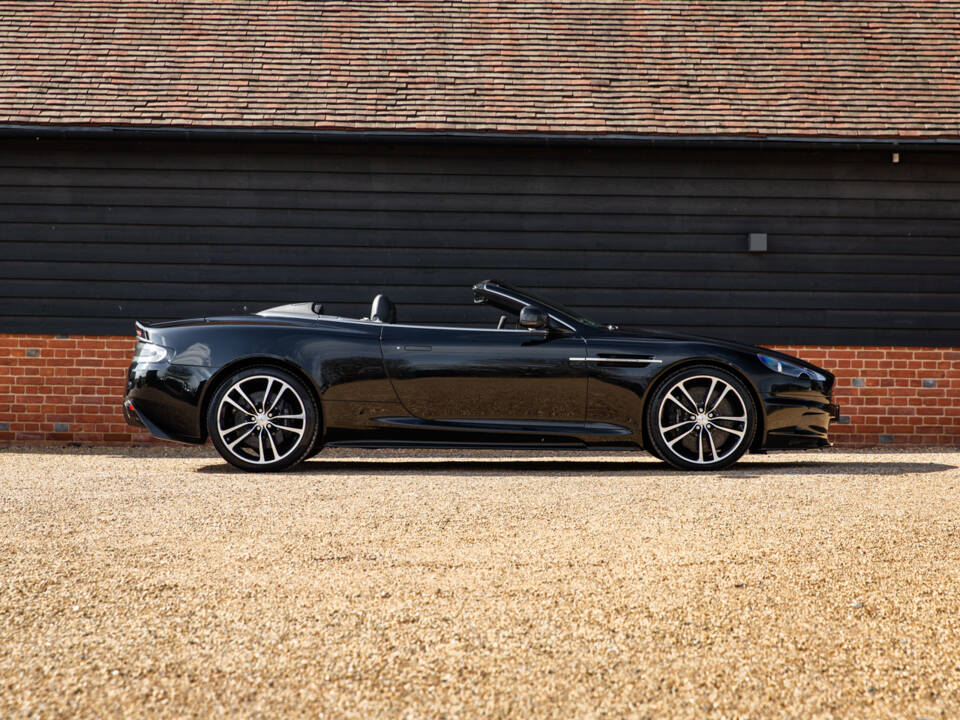 Imagen 3/99 de Aston Martin DBS Volante (2012)