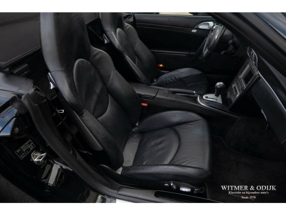 Bild 5/29 von Porsche 911 Carrera 4S (2006)