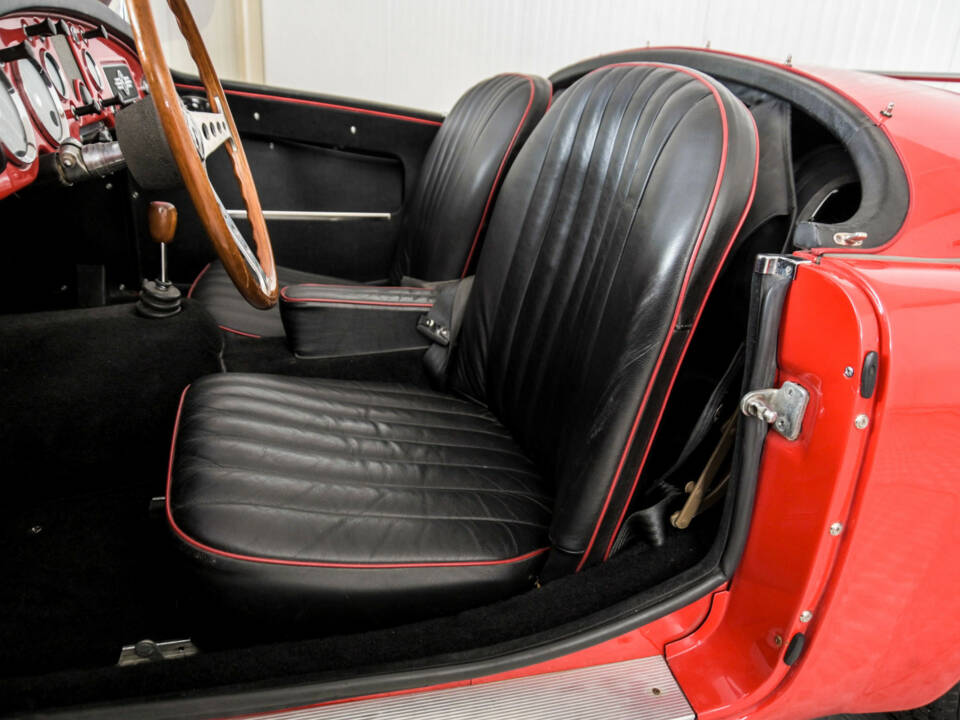 Afbeelding 28/50 van MG MGA 1500 (1959)