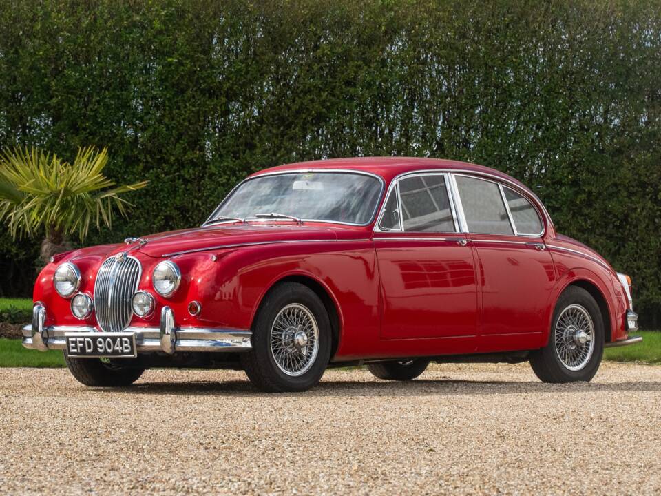 Image 1/50 of Jaguar Mk II 3.8 (1964)