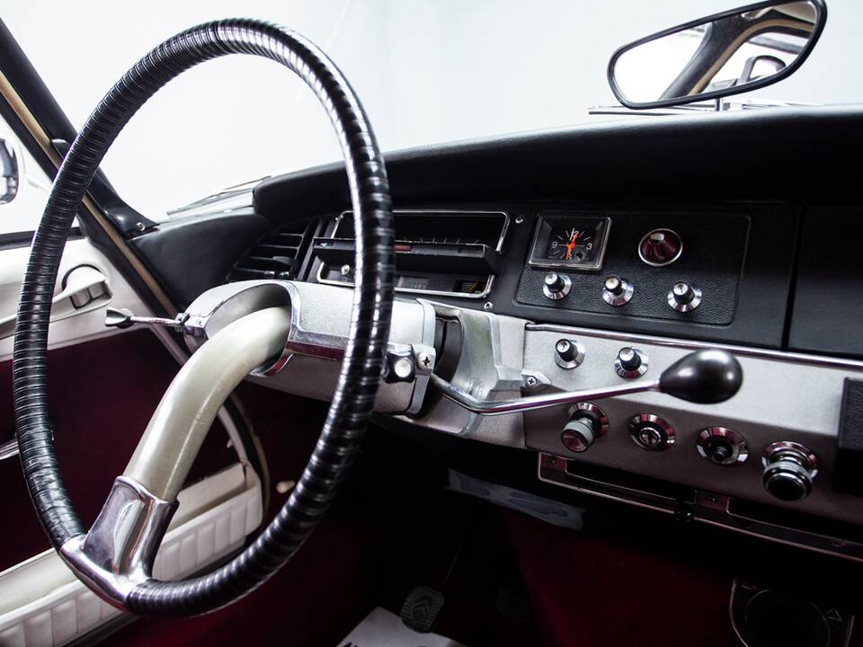 Imagen 19/34 de Citroën ID 19 (1966)