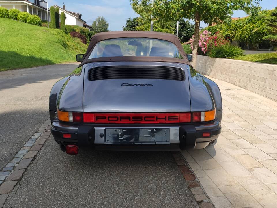 Image 27/104 of Porsche 911 Carrera 3.2 (1986)