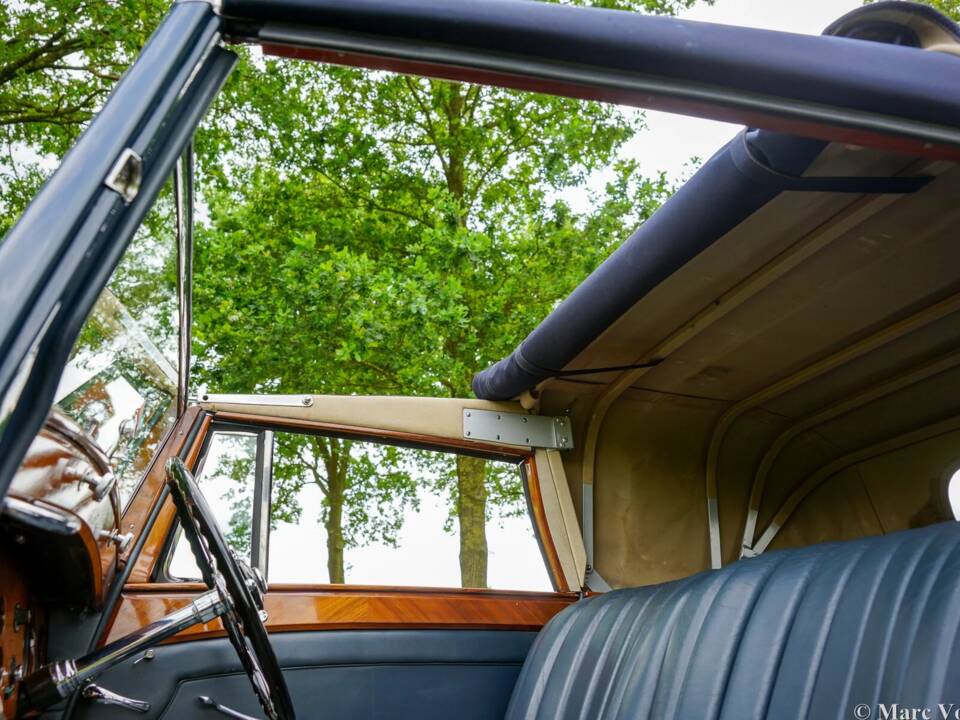 Image 52/59 of Bentley 4 1/4 Litre (1936)