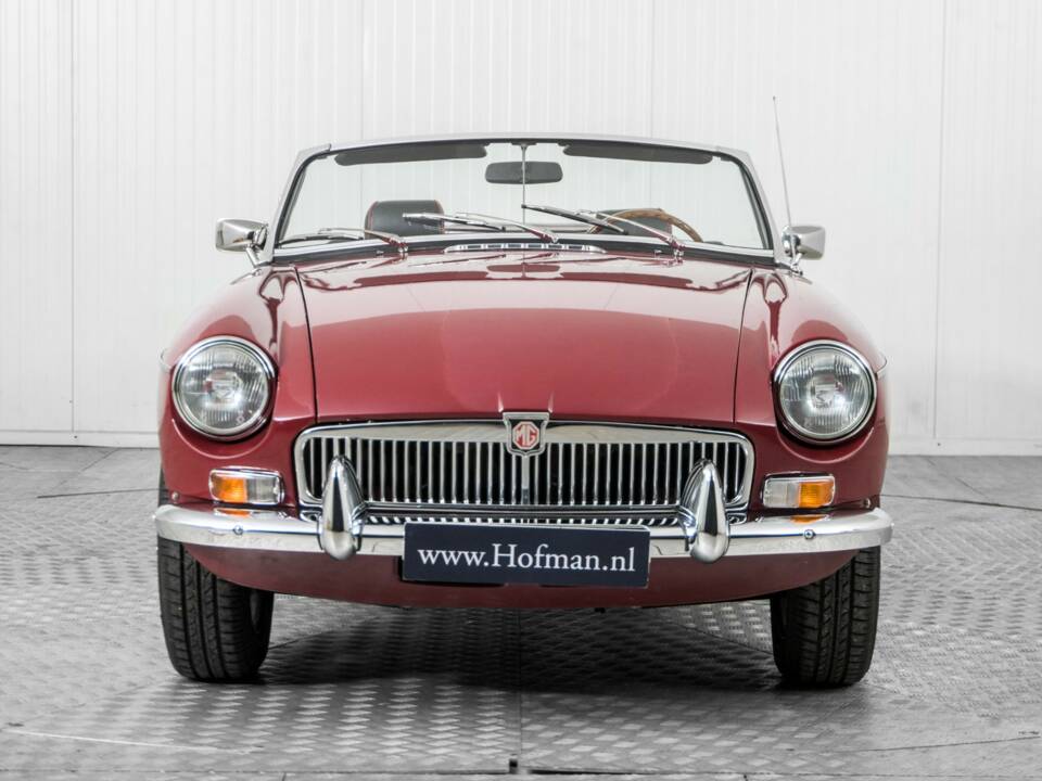 Image 14/50 de MG MGB (1979)