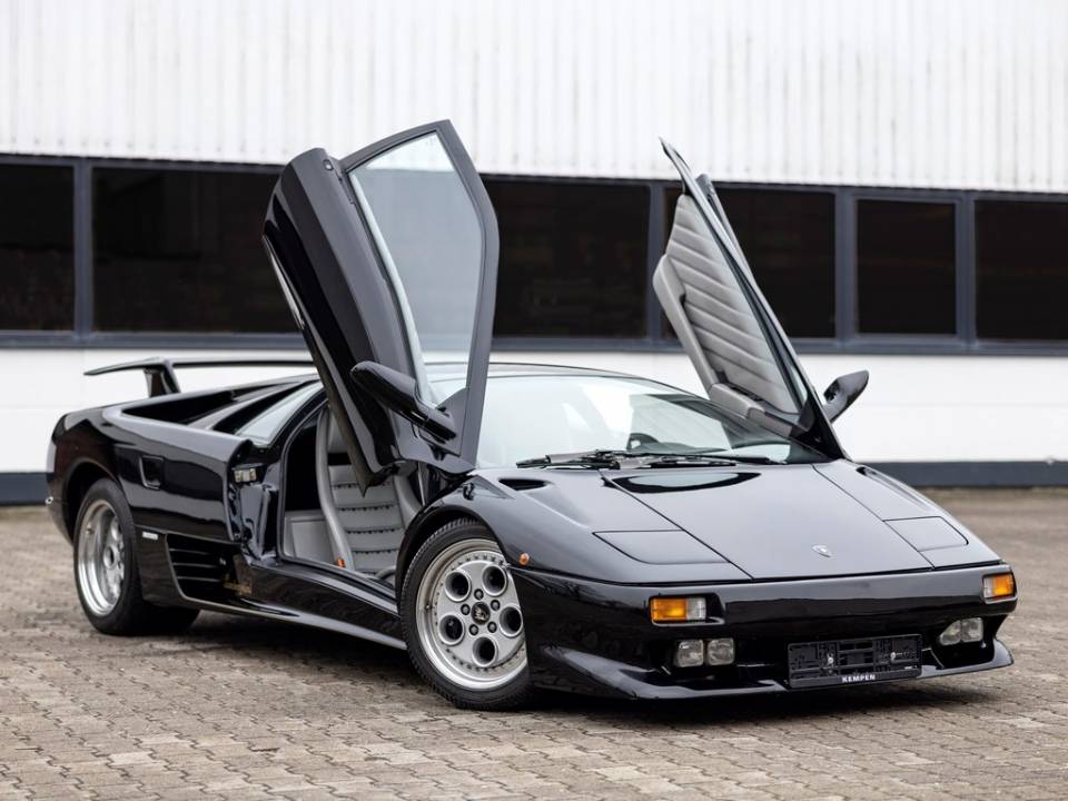 For Sale: Lamborghini Diablo VT (1994) offered for Price on request