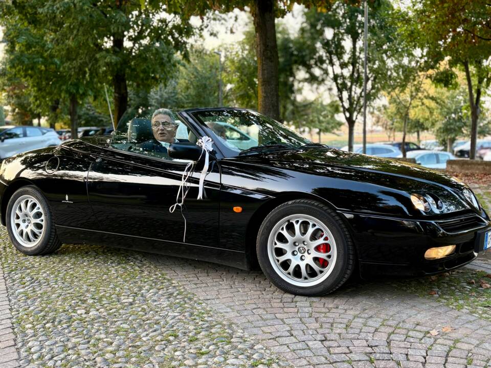 Afbeelding 12/12 van Alfa Romeo Spider 3.0 V6 24V (2002)