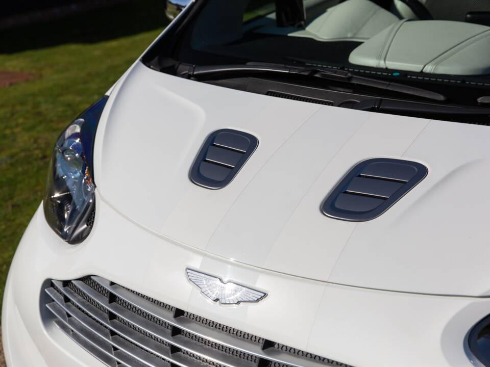 Bild 18/95 von Aston Martin Cygnet (2012)