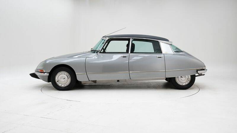 Bild 8/15 von Citroën DS 23 Pallas IE (1973)