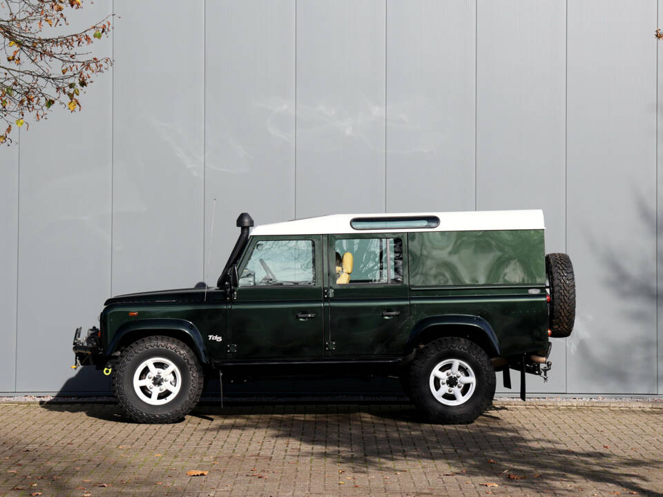 Immagine 21/34 di Land Rover Defender 110 (2000)