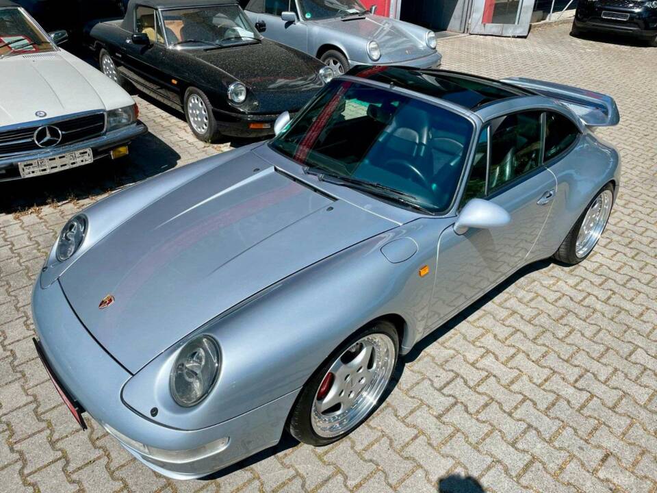 Image 2/20 of Porsche 911 Carrera (1996)