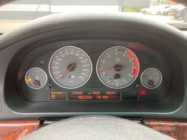 Image 12/27 of BMW M5 (1999)