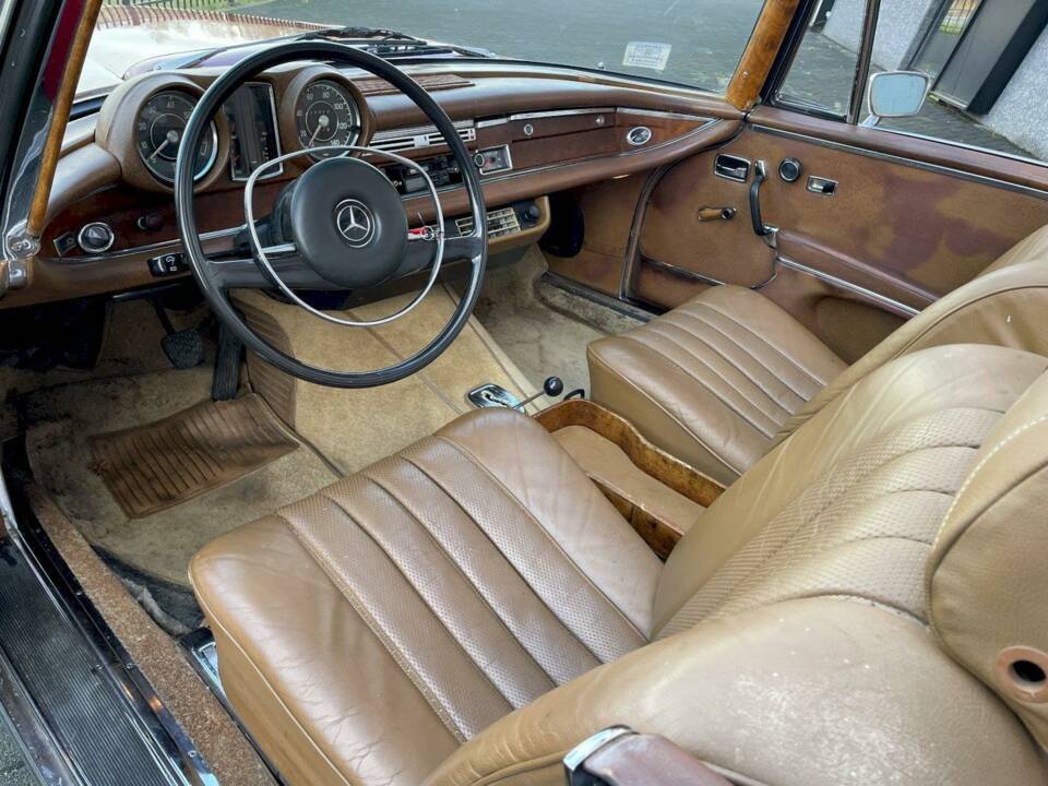 Bild 22/36 von Mercedes-Benz 280 SE (1969)