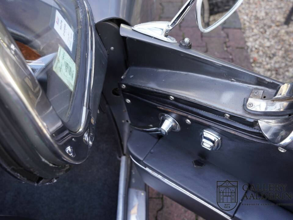 Image 50/50 de Facel Vega FV3 (1957)