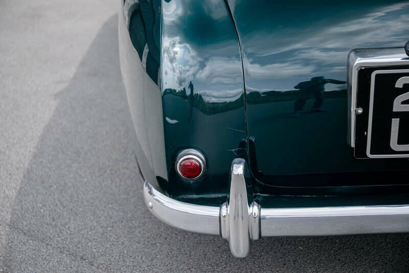 Image 49/50 of Aston Martin DB 2&#x2F;4 Mk I DHC (1954)