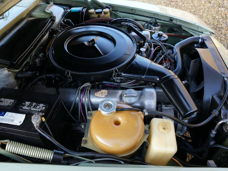 Imagen 4/50 de Mercedes-Benz 450 SL (1973)