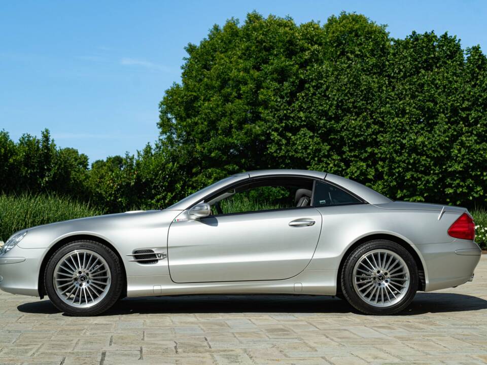 Image 9/50 of Mercedes-Benz SL 350 (2005)