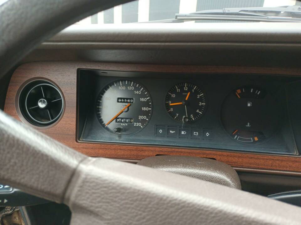 Imagen 11/16 de Ford Taunus 2.3 Turnier V6 (1982)