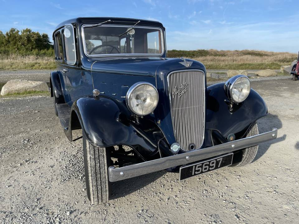 Image 4/11 de Austin 16 hp Chalfont (1935)