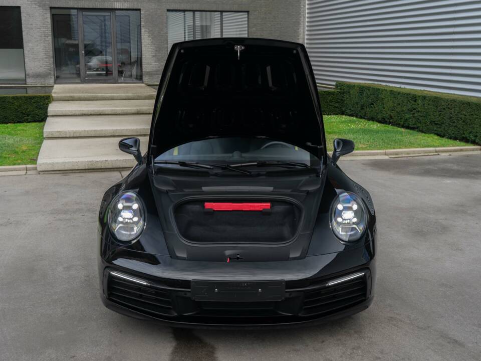 Image 30/30 of Porsche 911 Carrera (2022)