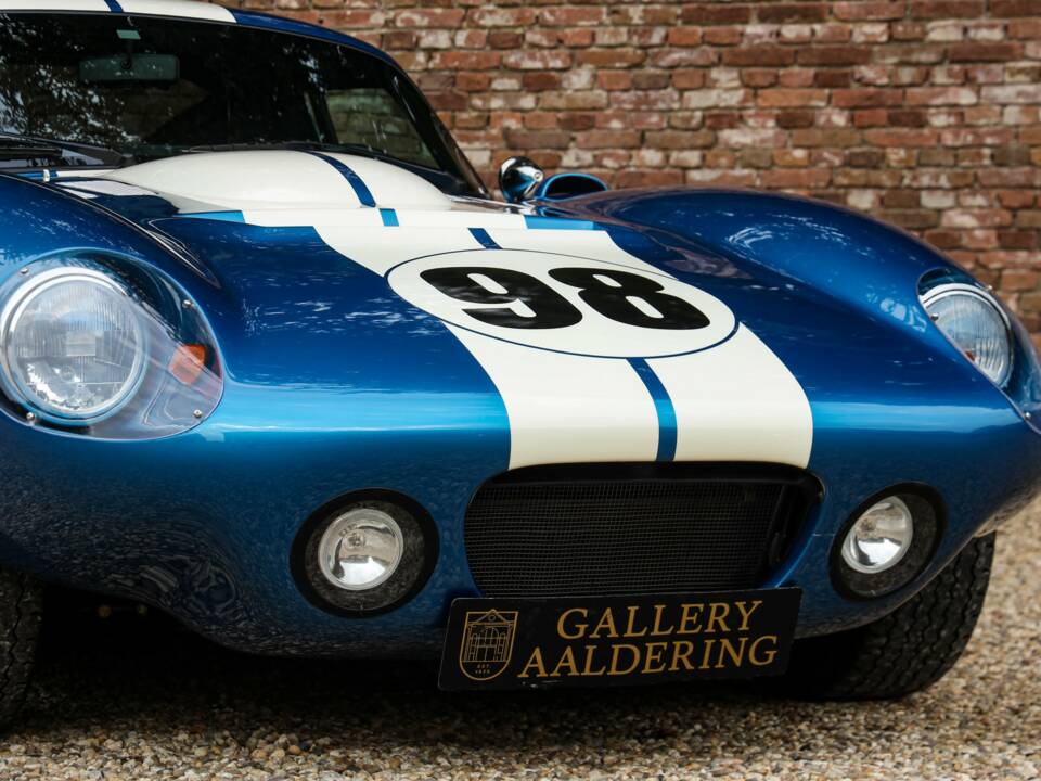 Afbeelding 37/50 van Shelby Daytona Cobra Coupe (1964)