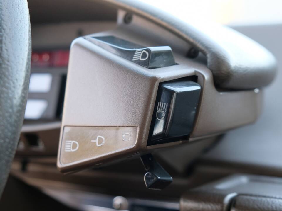 Image 31/69 of Citroën CX 25 Prestige (1984)