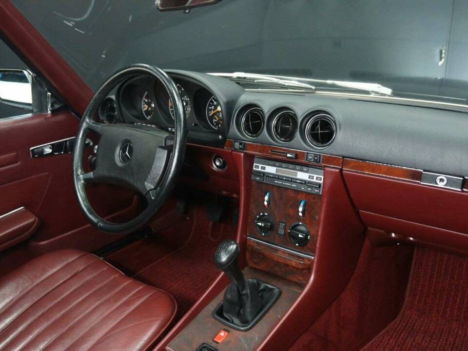 Afbeelding 20/30 van Mercedes-Benz 300 SL (1985)