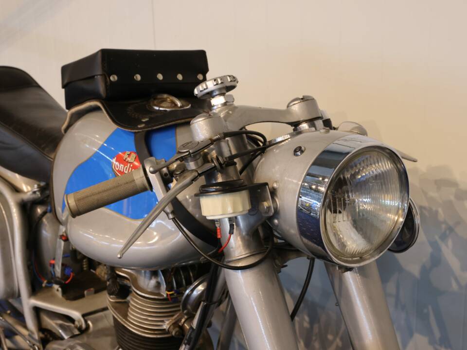 Bild 14/31 von Mondial 175 Turismo Veloce (1959)