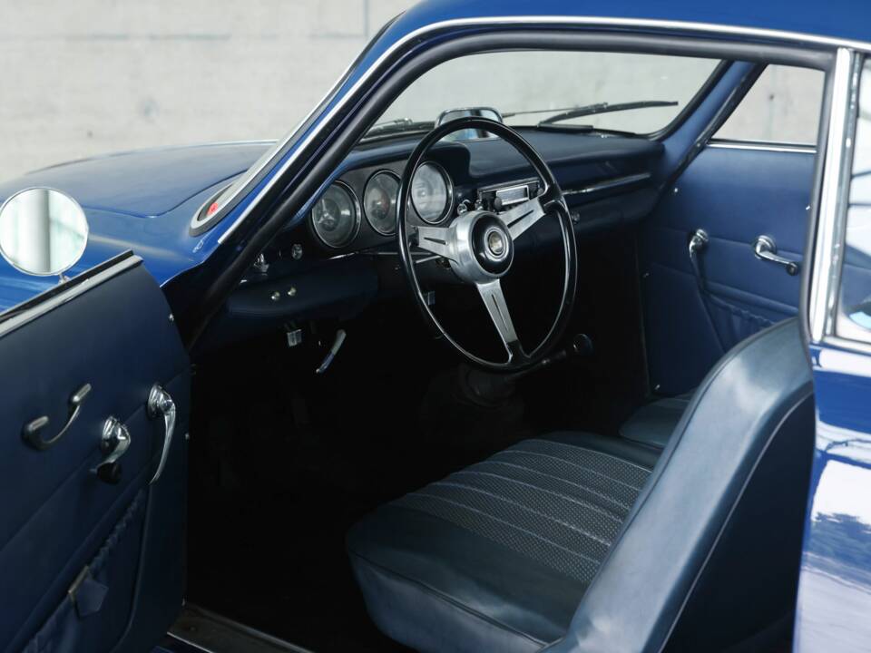 Image 16/50 de Alfa Romeo Giulia 1600 Sprint (1962)