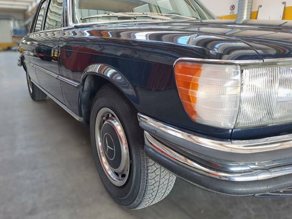 Bild 38/47 von Mercedes-Benz 280 SE (1976)
