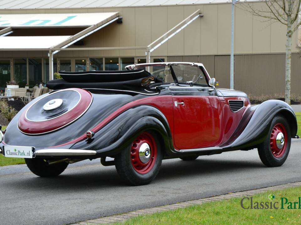 Bild 2/50 von BMW 327 (1949)