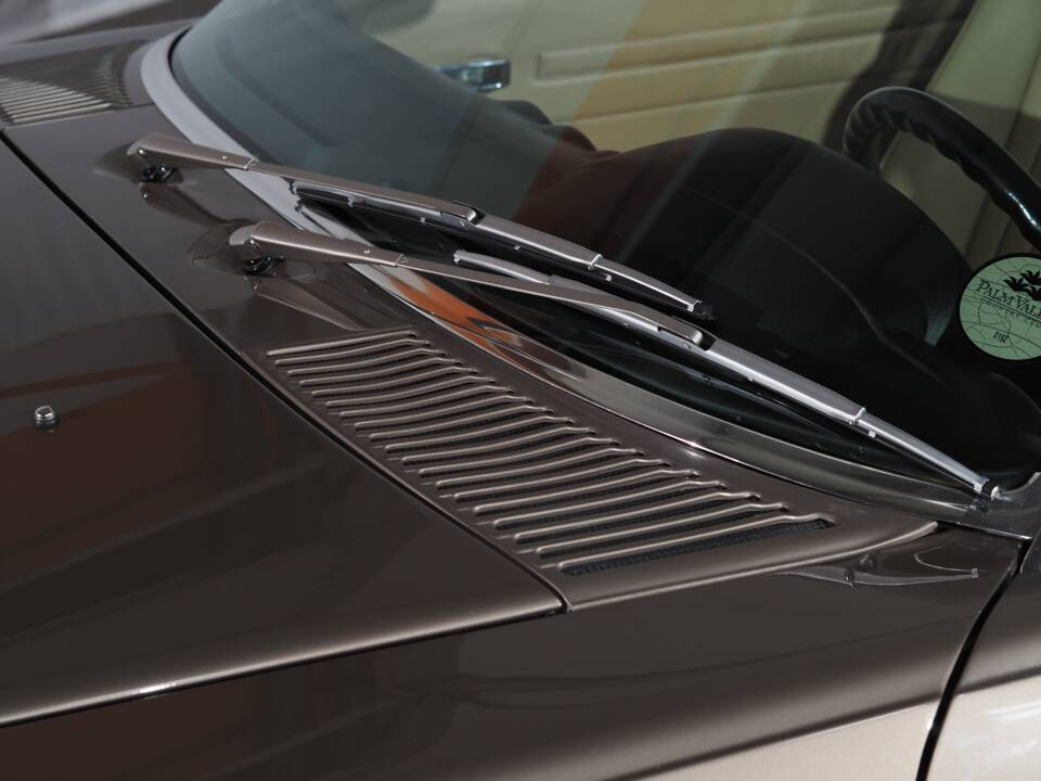 Image 19/50 of Mercedes-Benz 560 SL (1988)